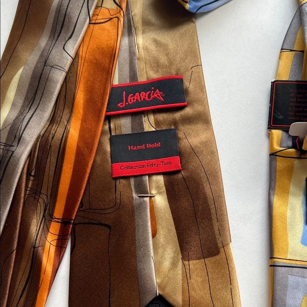 J. Garcia Yellow and Brown Geometric Men's Tie Set